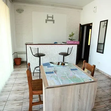 Hostel Valerija *